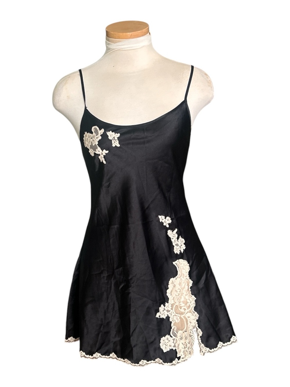 Victoria's Secret Angels Black Satin Camisole with Cream Lace Detail Size Small